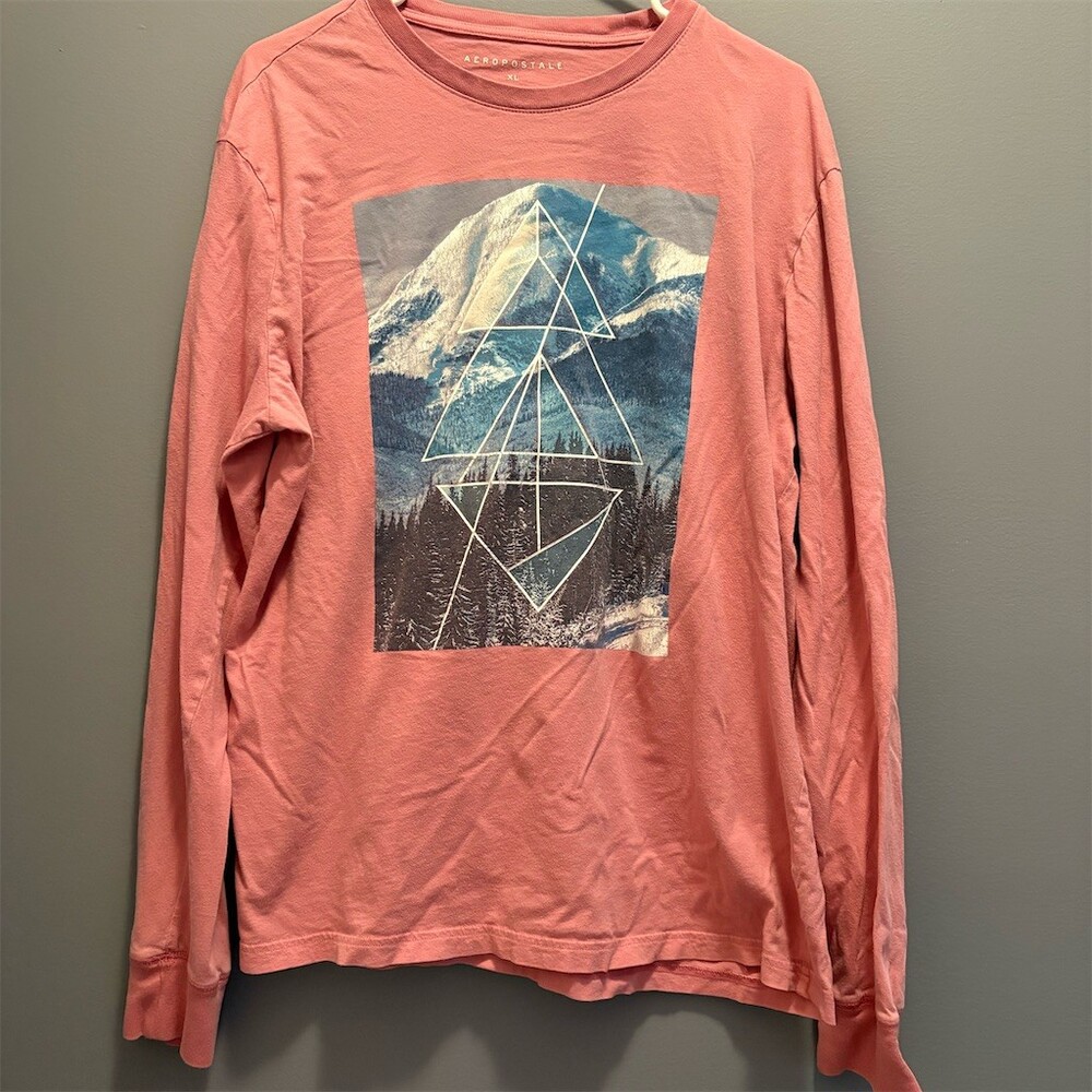 Aeropostale Graphic Tee Womens XL Pink Long Sleeve Mountain Geo Crewneck